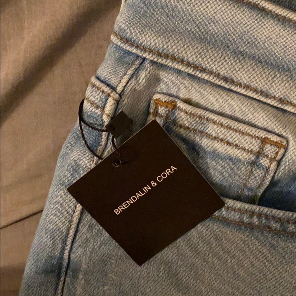 HIGH RISE JEANS - Picture 4 of 7